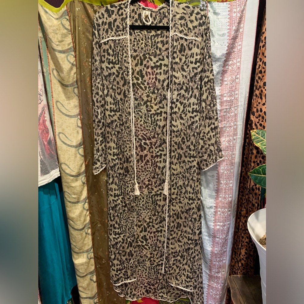 Tulle & Batiste Leopard Duster
